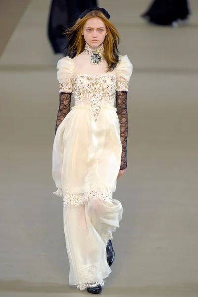 Look 39